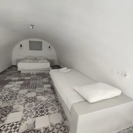 Village サントリーニ