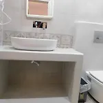 Village شقة *
